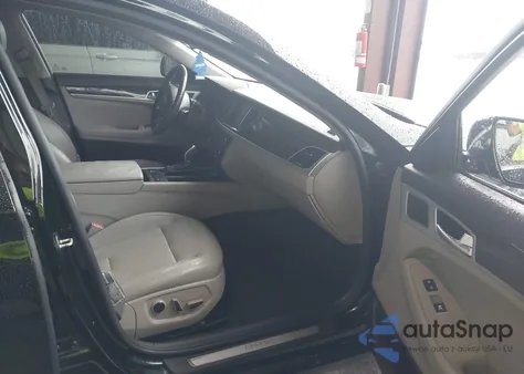 2015 Hyundai Genesis 3.8 z USA, uszkodzony, nr VIN KMHGN4JE7FU093825